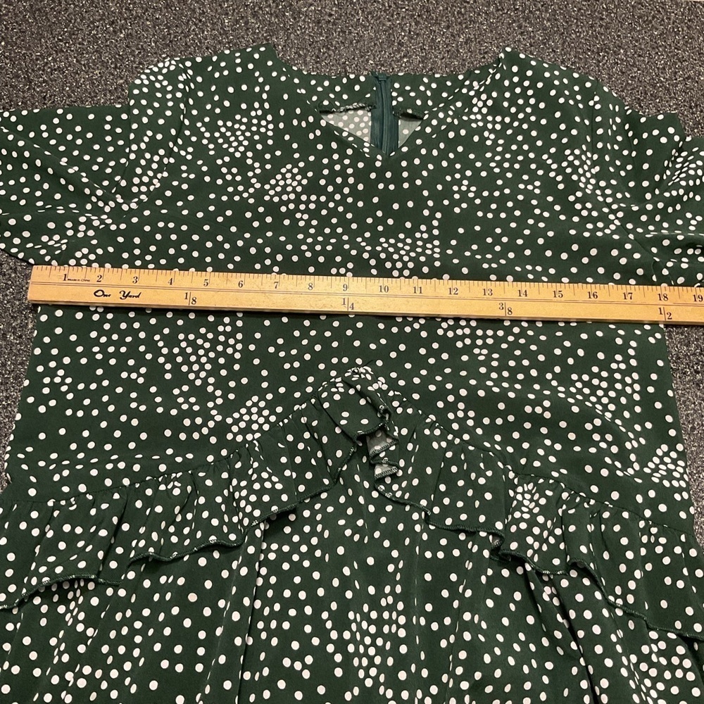 ❤️3/$15 Green Polka Dot Dress ( final Price) - Picture 3 of 6